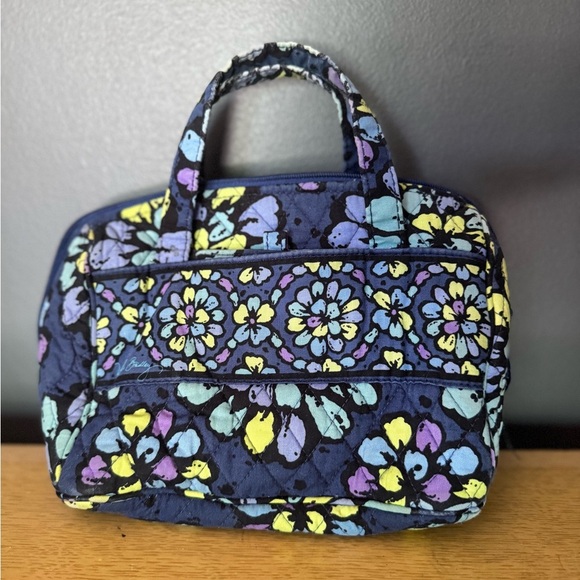 Vera Bradley Lunch Date Indigo Pop Retired insulated travel cosmetic case - Picture 1 of 3